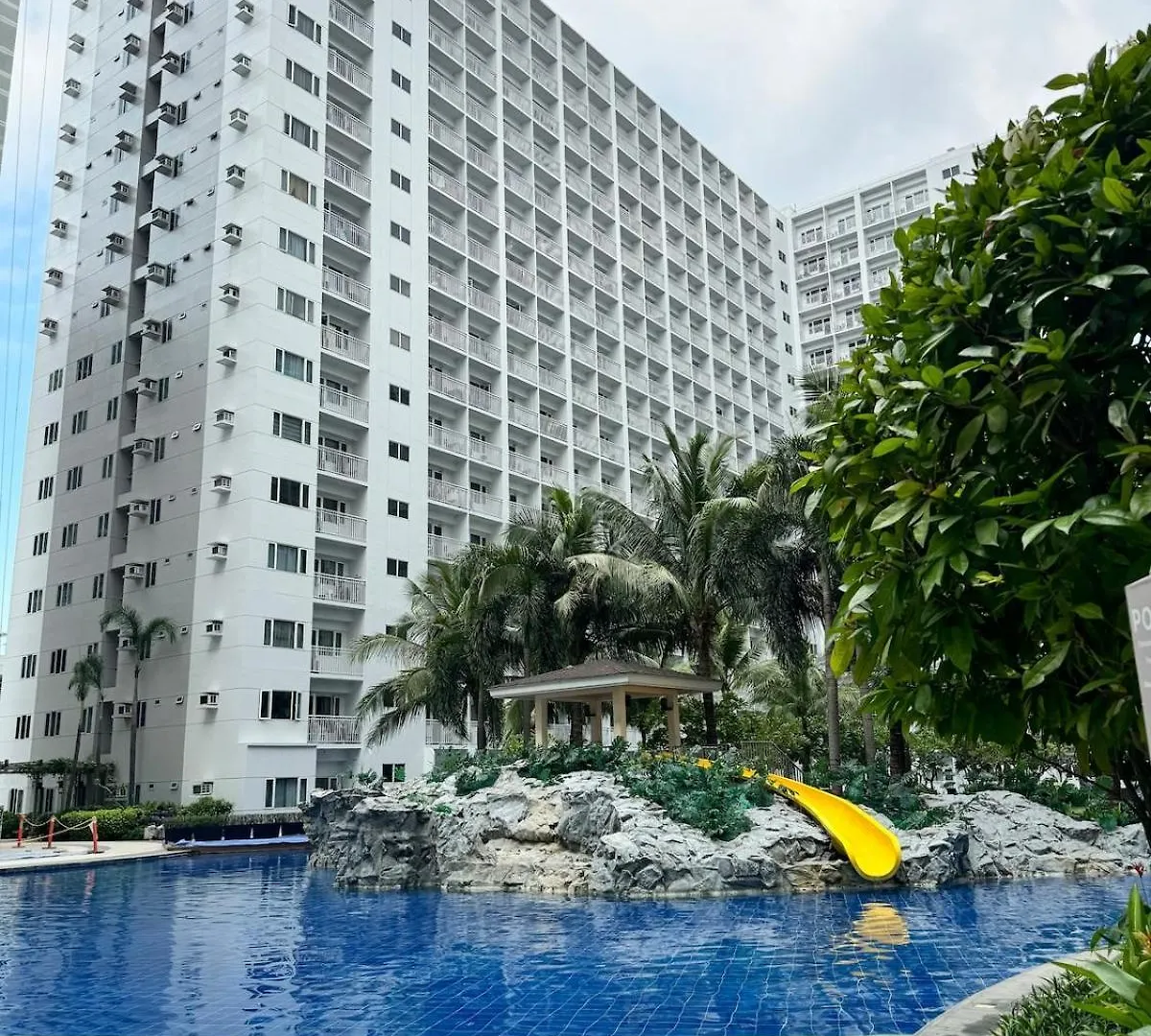 Apartment Shore 2 Residences Room 539 Facing Pool By Prime Stay Manila
