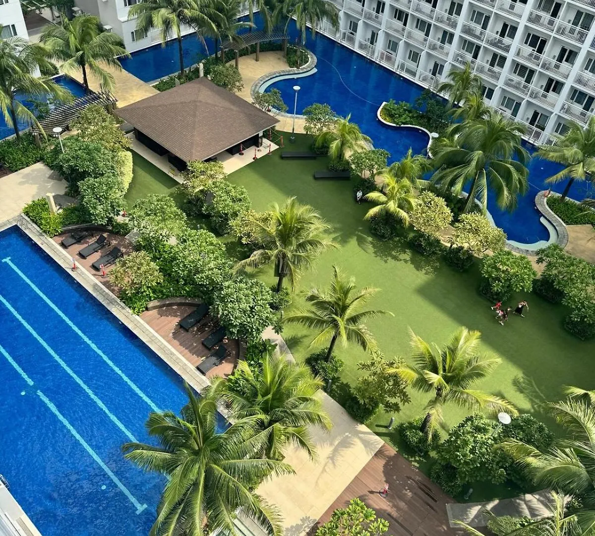 Shore 2 Residences Room 539 Facing Pool By Prime Stay Manila
